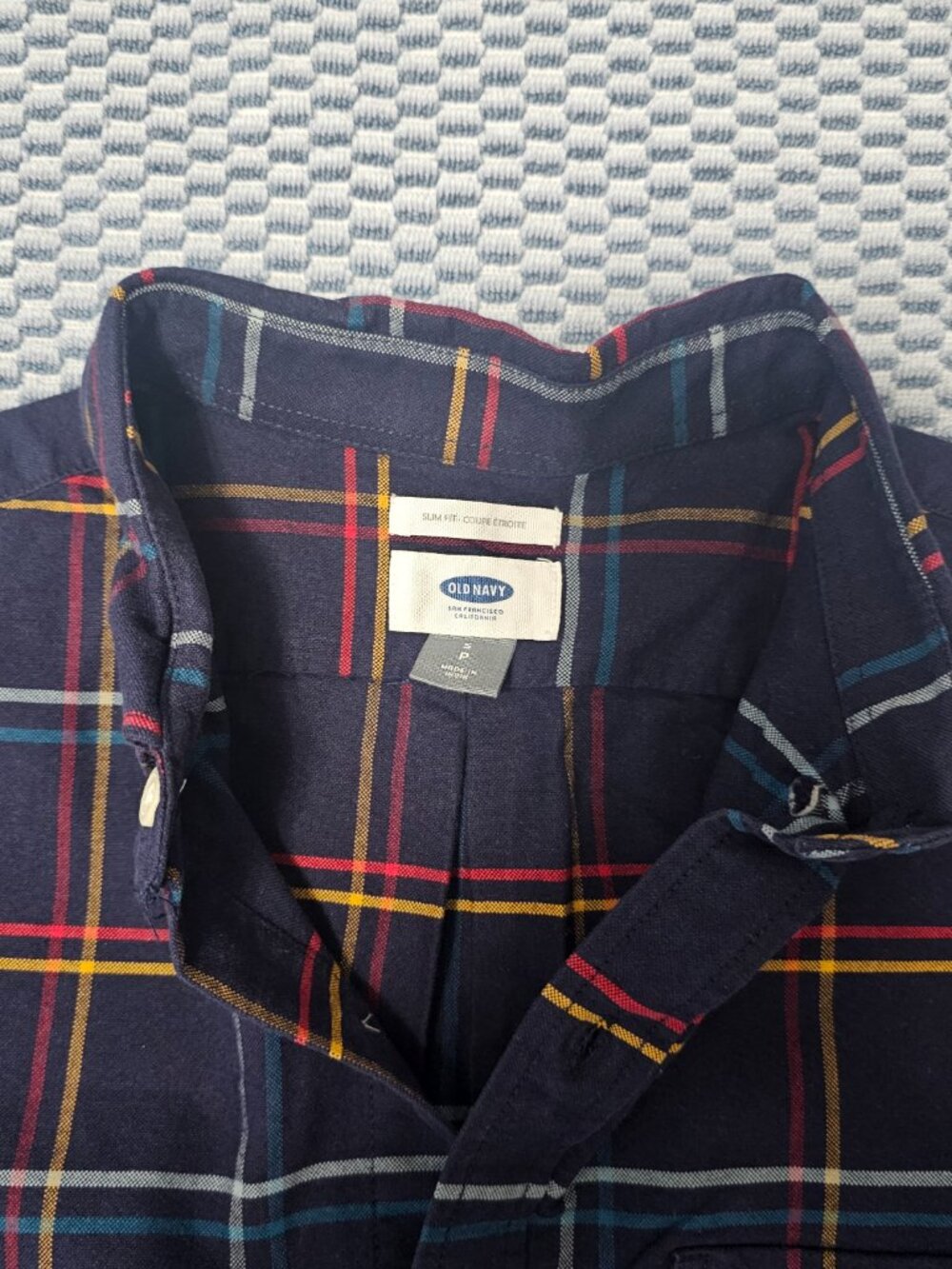 NEW Old Navy Slim Fit Men's Blue Plaid Flannel Shirt - Size Small - Picture 4 of 7
